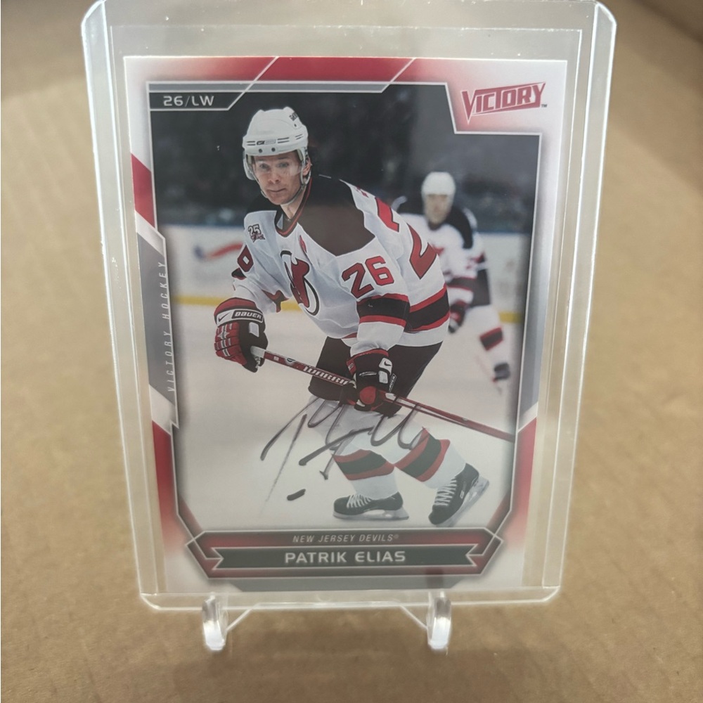 Patrik Elias #26 Autographed Hockey‎ Card